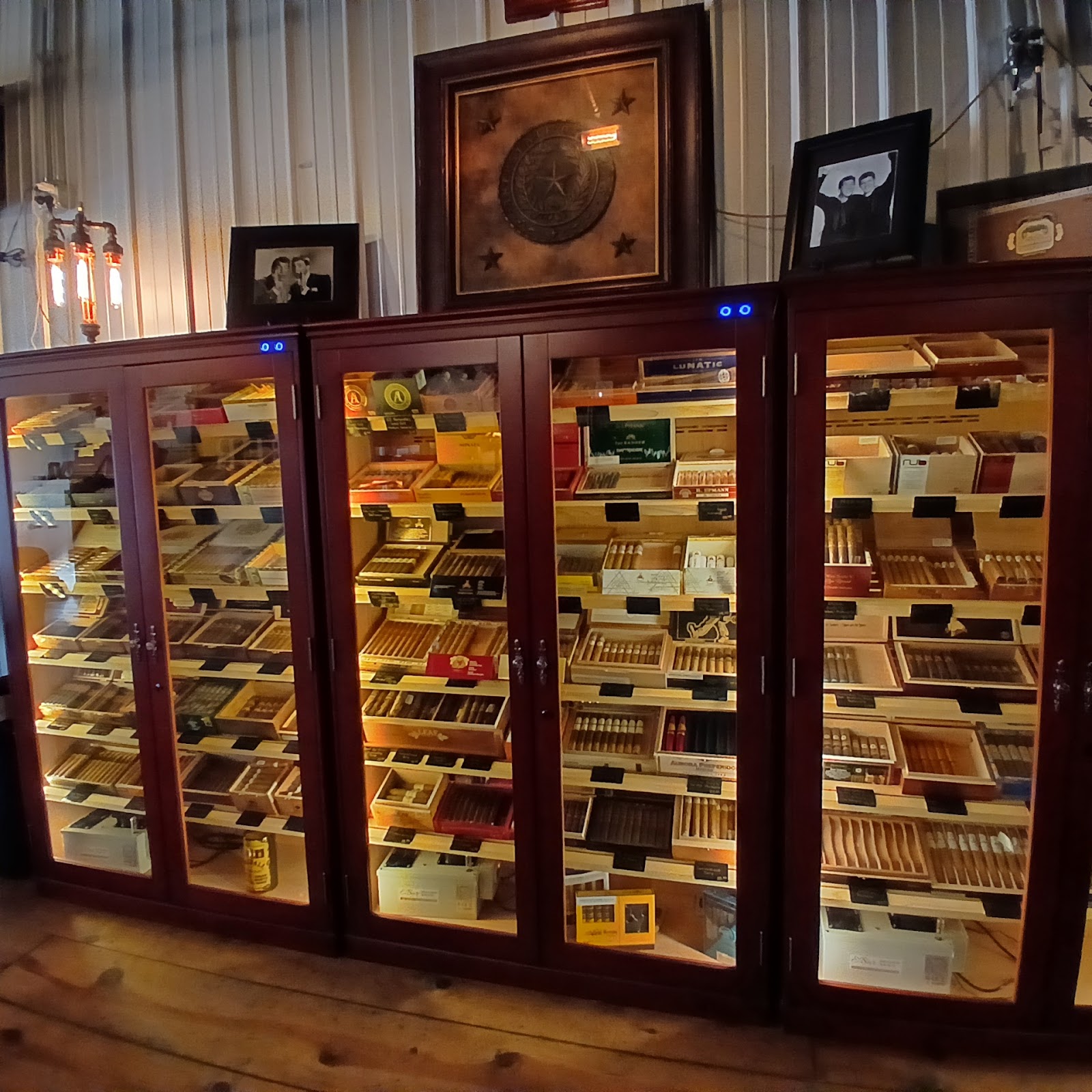 Ember Cigar Co photo 3