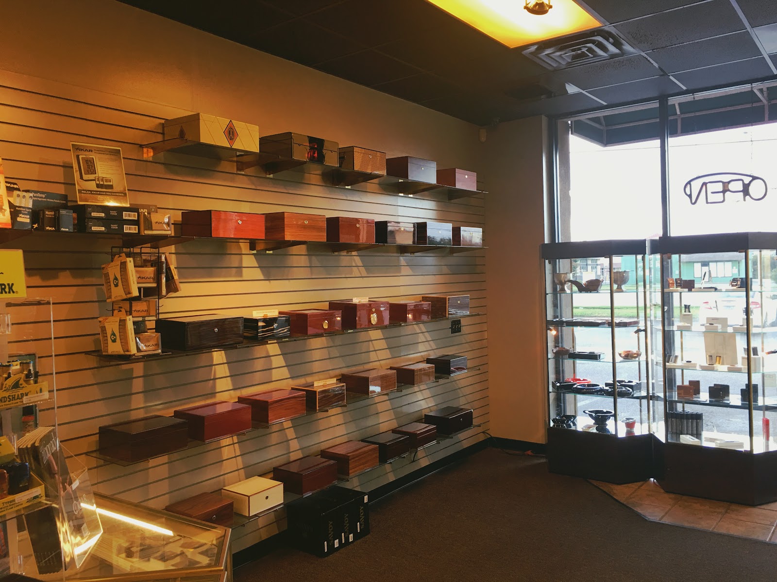 Emerson's Cigars (HQ) photo 8