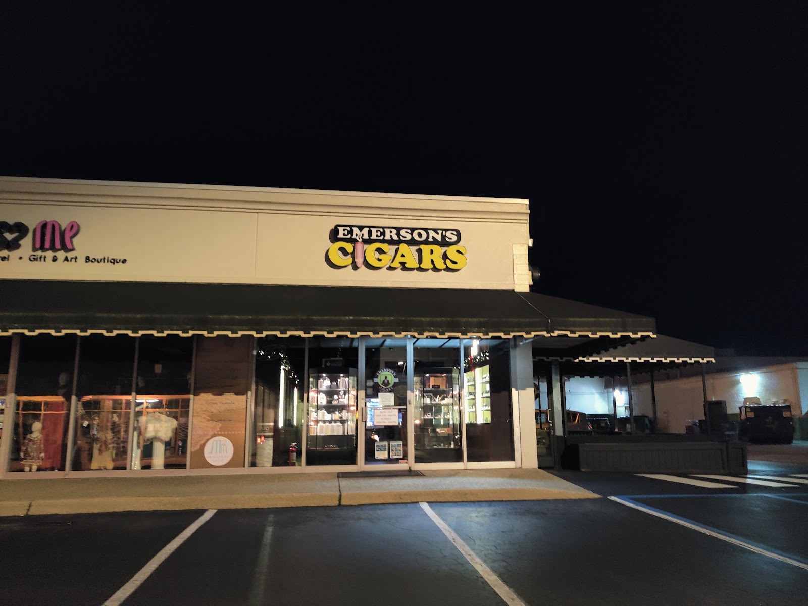 Emerson's Cigars - Virginia Beach/Hilltop