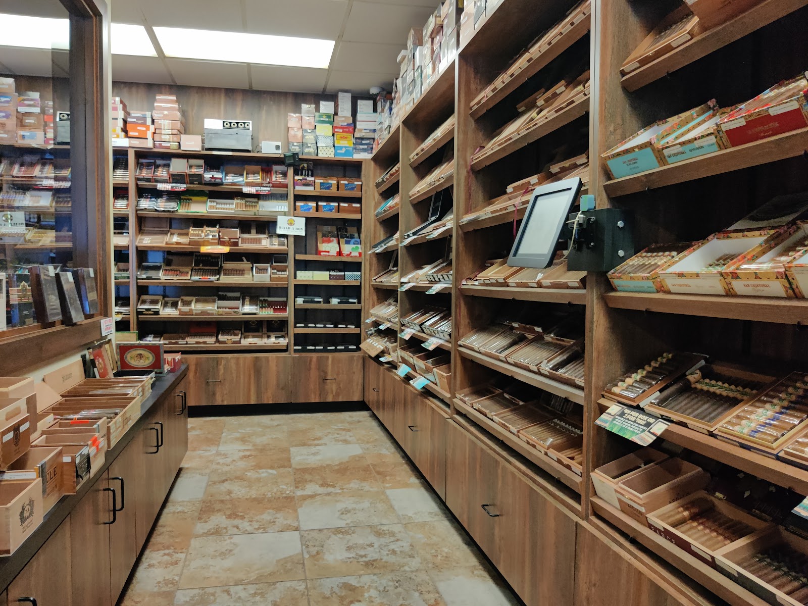 Emerson's Cigars - Virginia Beach/Hilltop photo 2