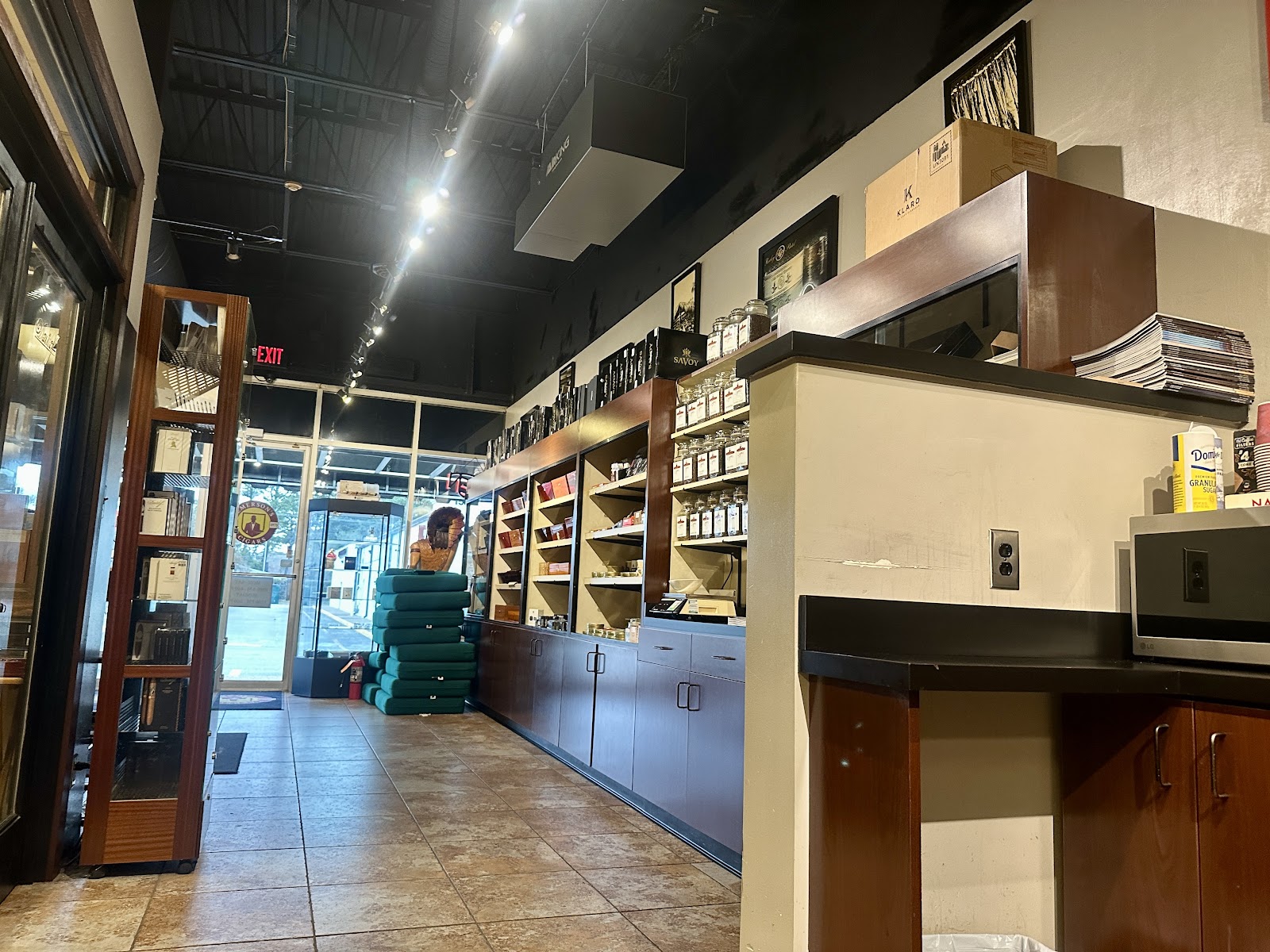 Emerson's Cigars - Virginia Beach/Hilltop photo 3