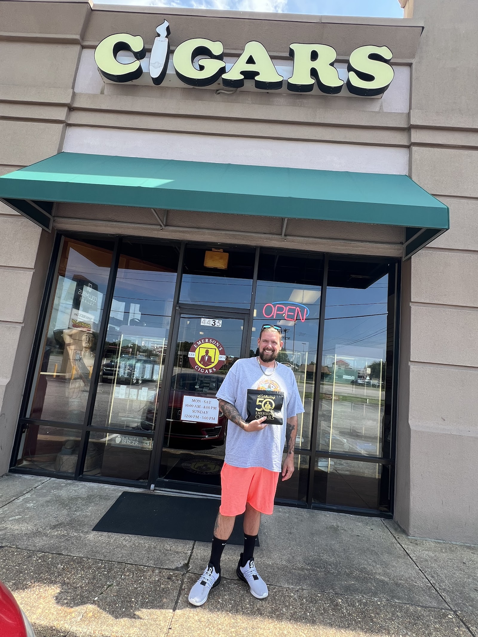 Emerson's Cigars - Virginia Beach/Hilltop photo 4