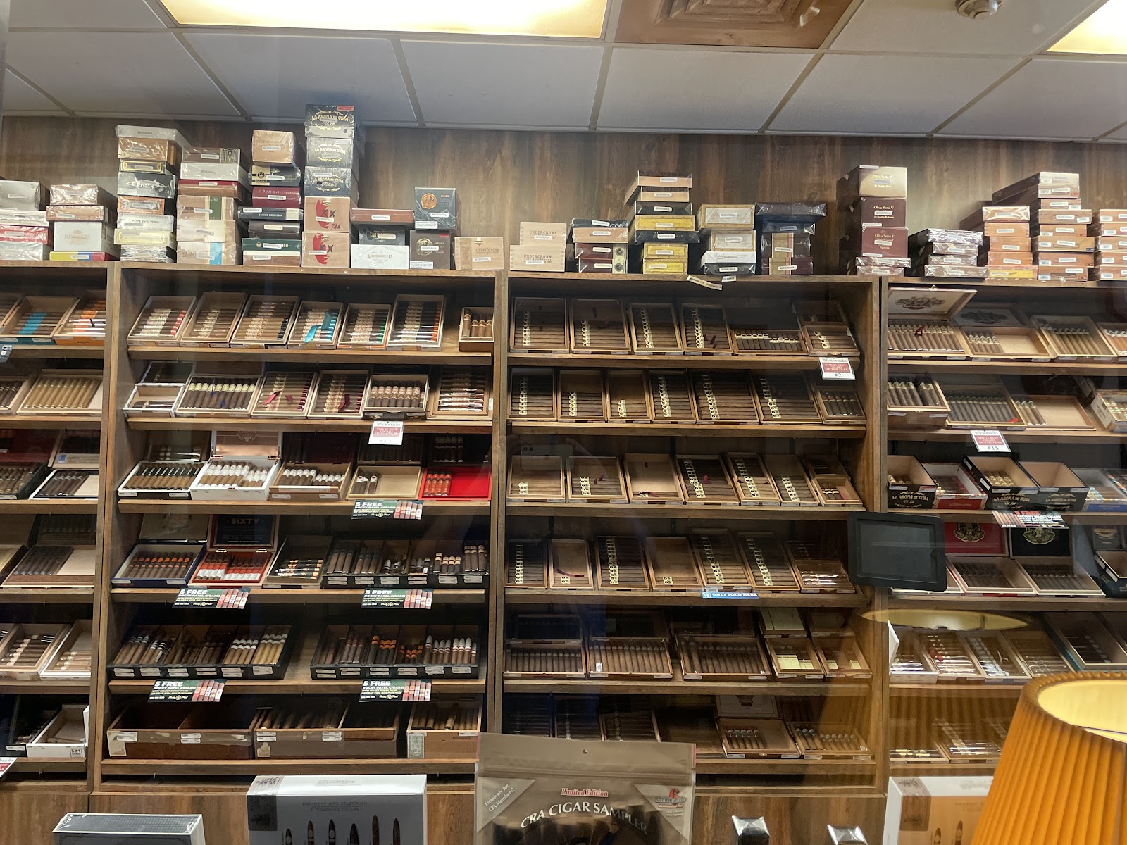 Emerson's Cigars - Virginia Beach/Hilltop photo 9