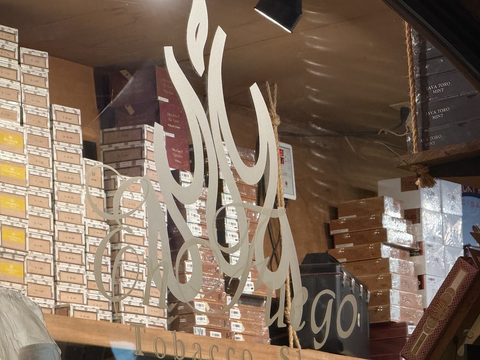 En Fuego Tobacco Shop (HQ) photo 4