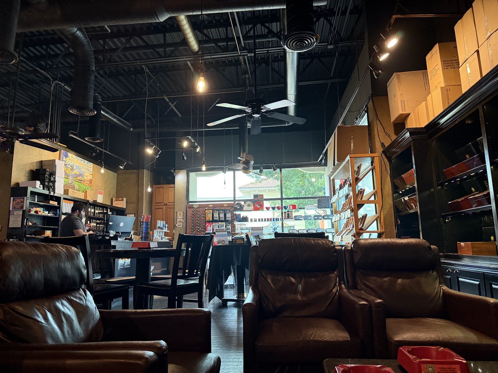 En Fuego Tobacco Shop (HQ) photo 6