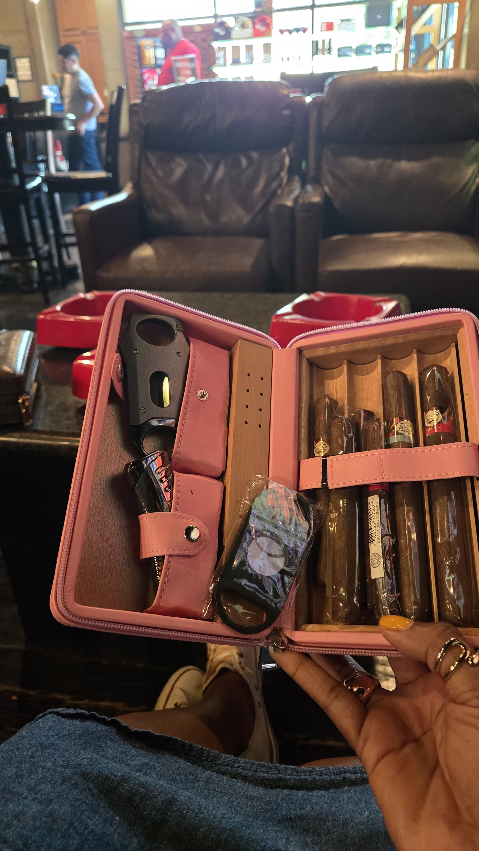 En Fuego Tobacco Shop (HQ) photo 7
