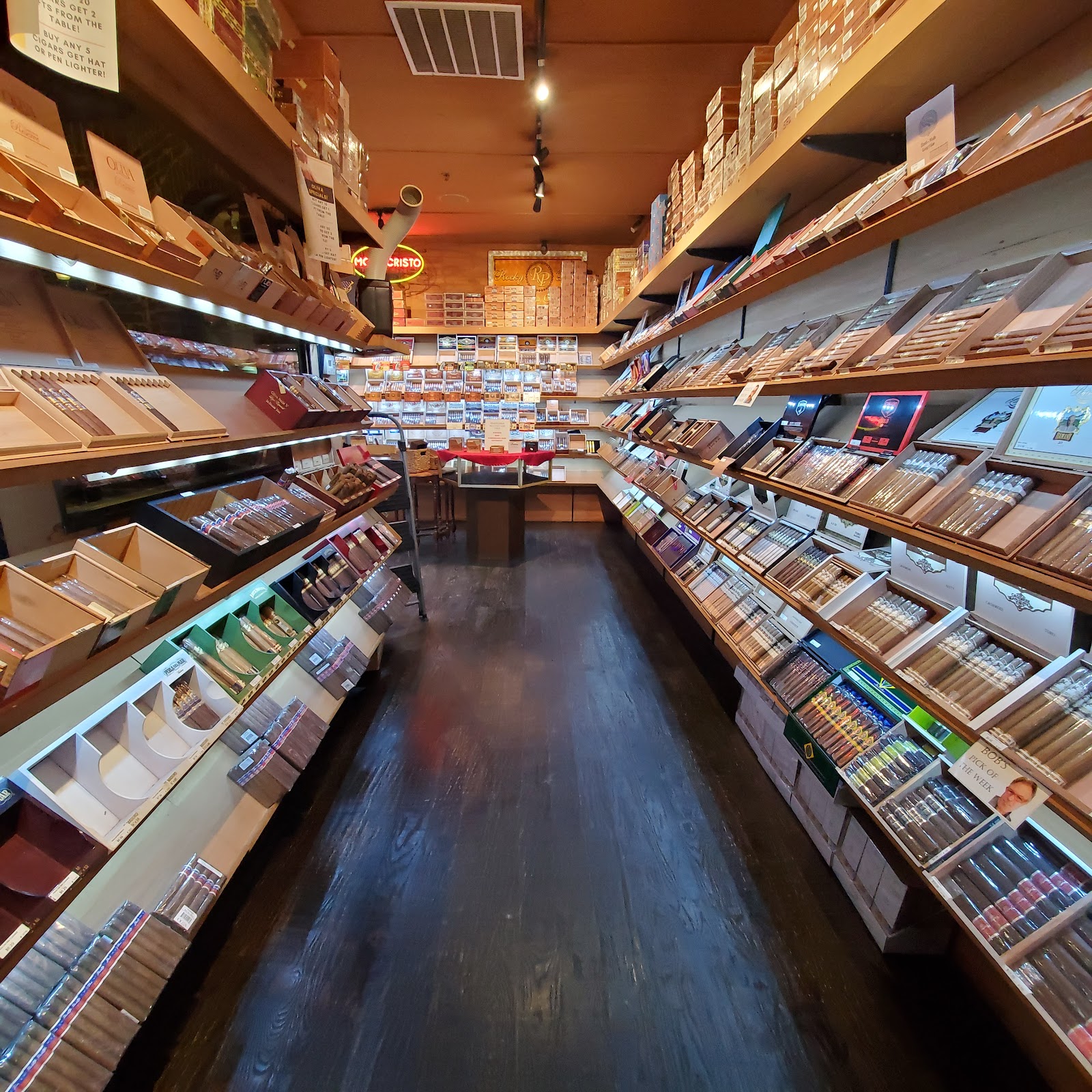 En Fuego Tobacco Shop - Murphy, TX photo 2