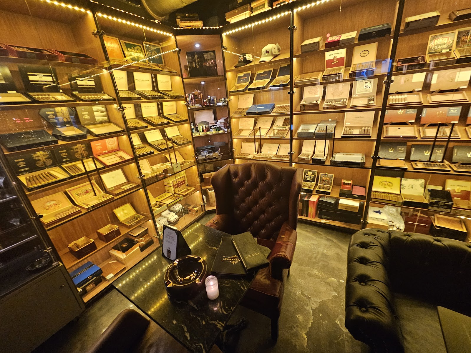 Espanola Cigar Bar & Lounge photo 10