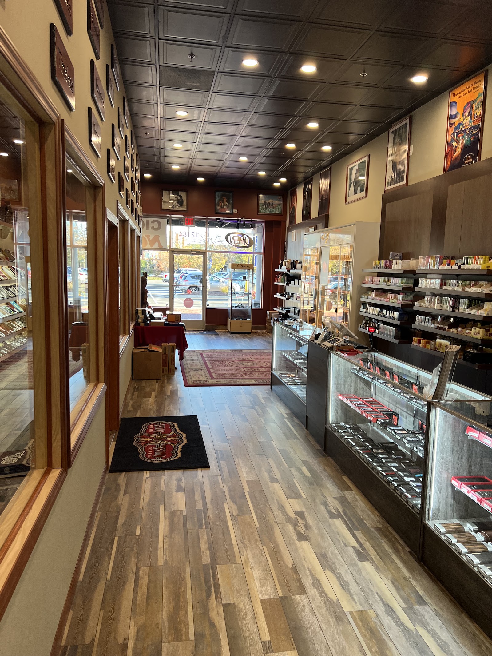 Fairfax Cigar Town photo 3