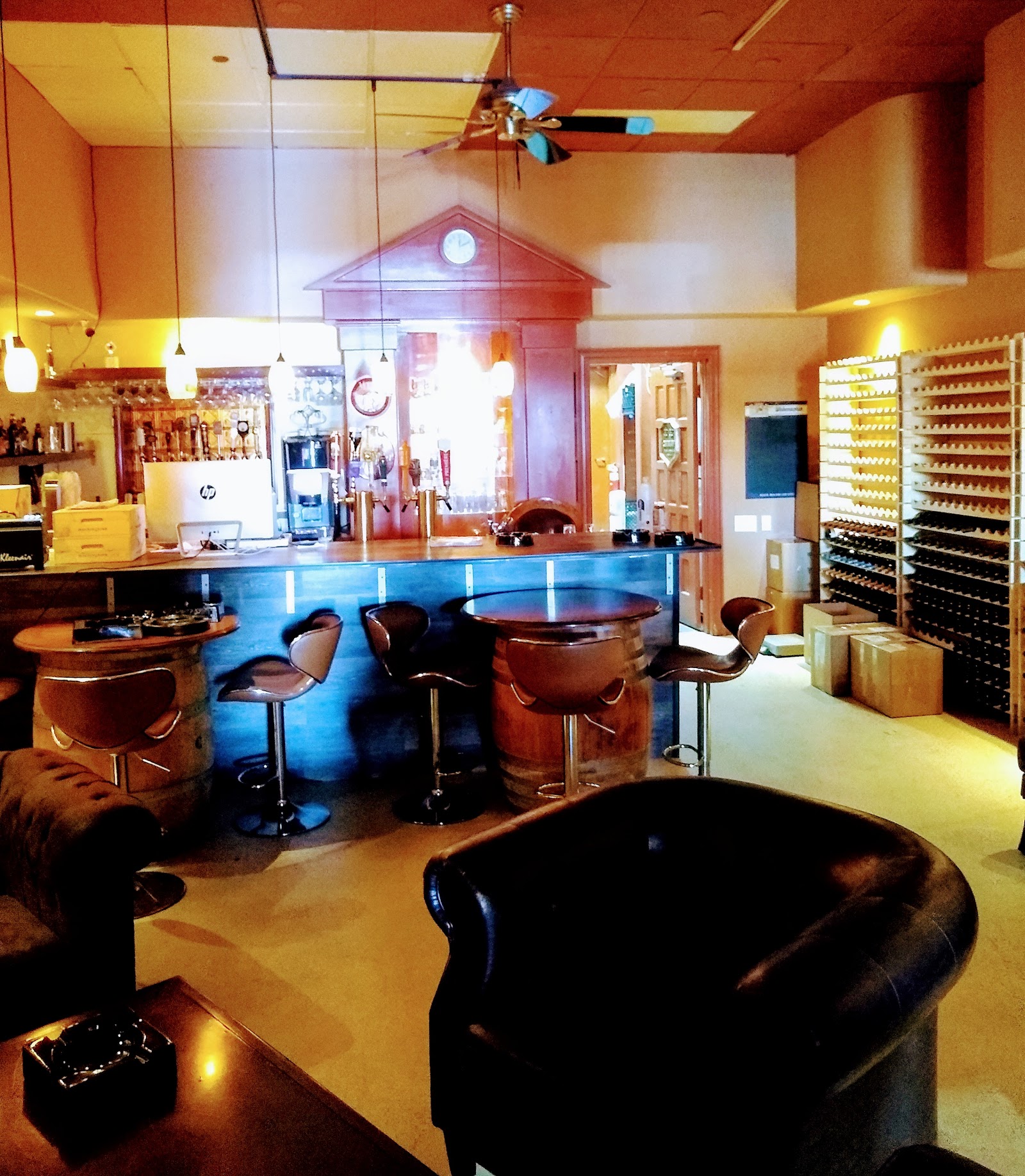 Fame Cigars and Wine photo 2