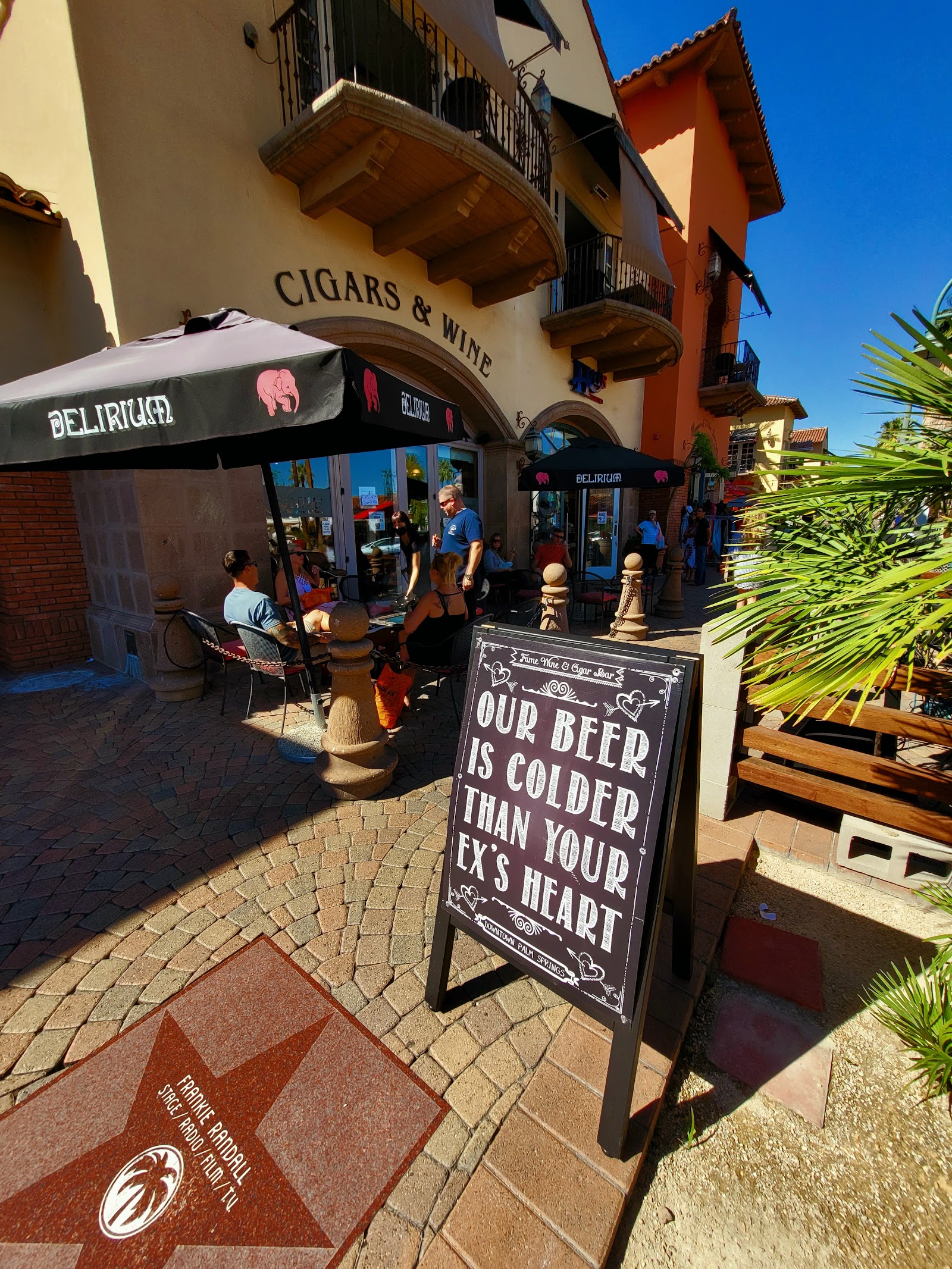 Fame Cigars and Wine photo 4
