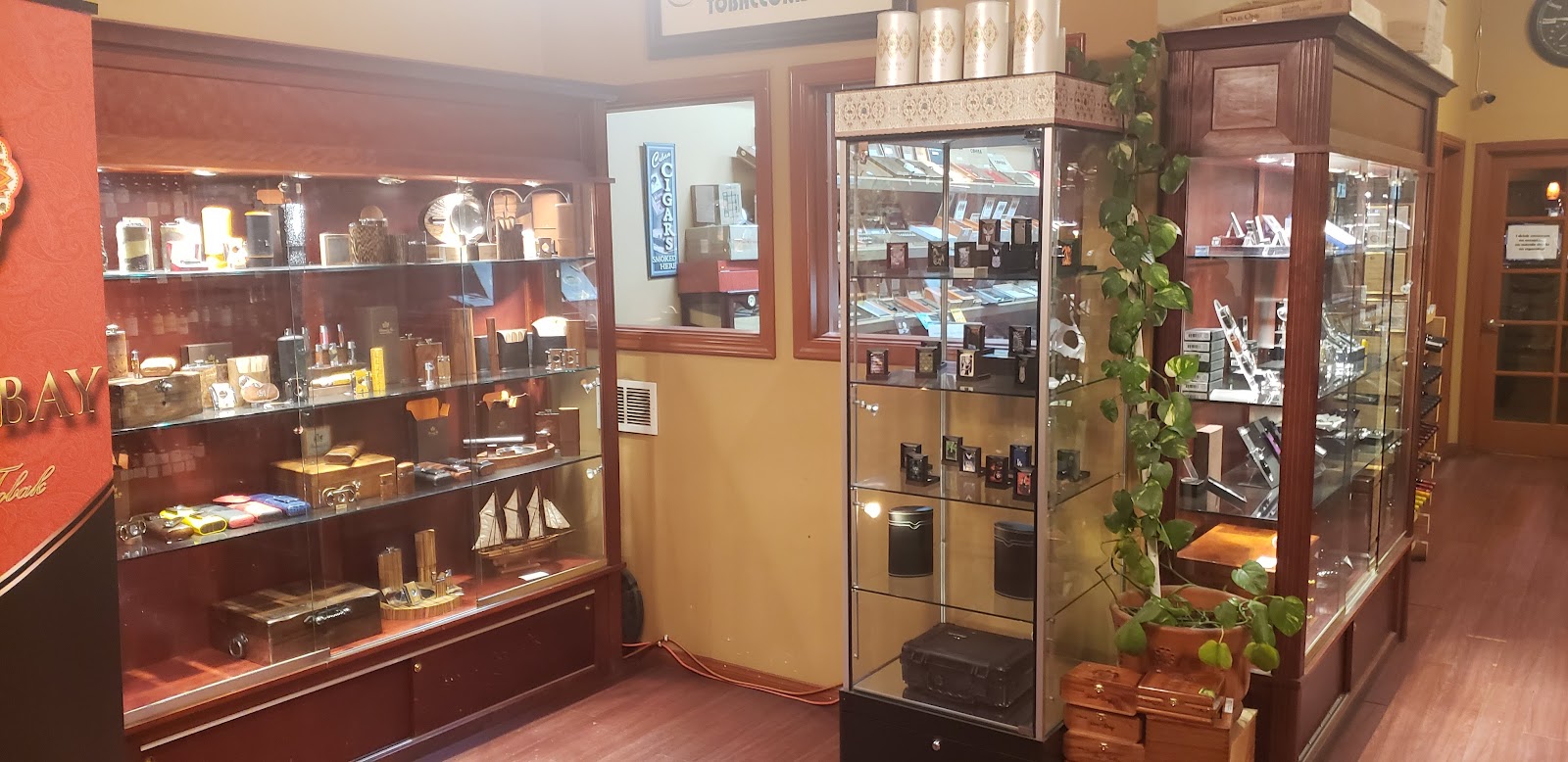 Fame Cigars and Wine photo 8