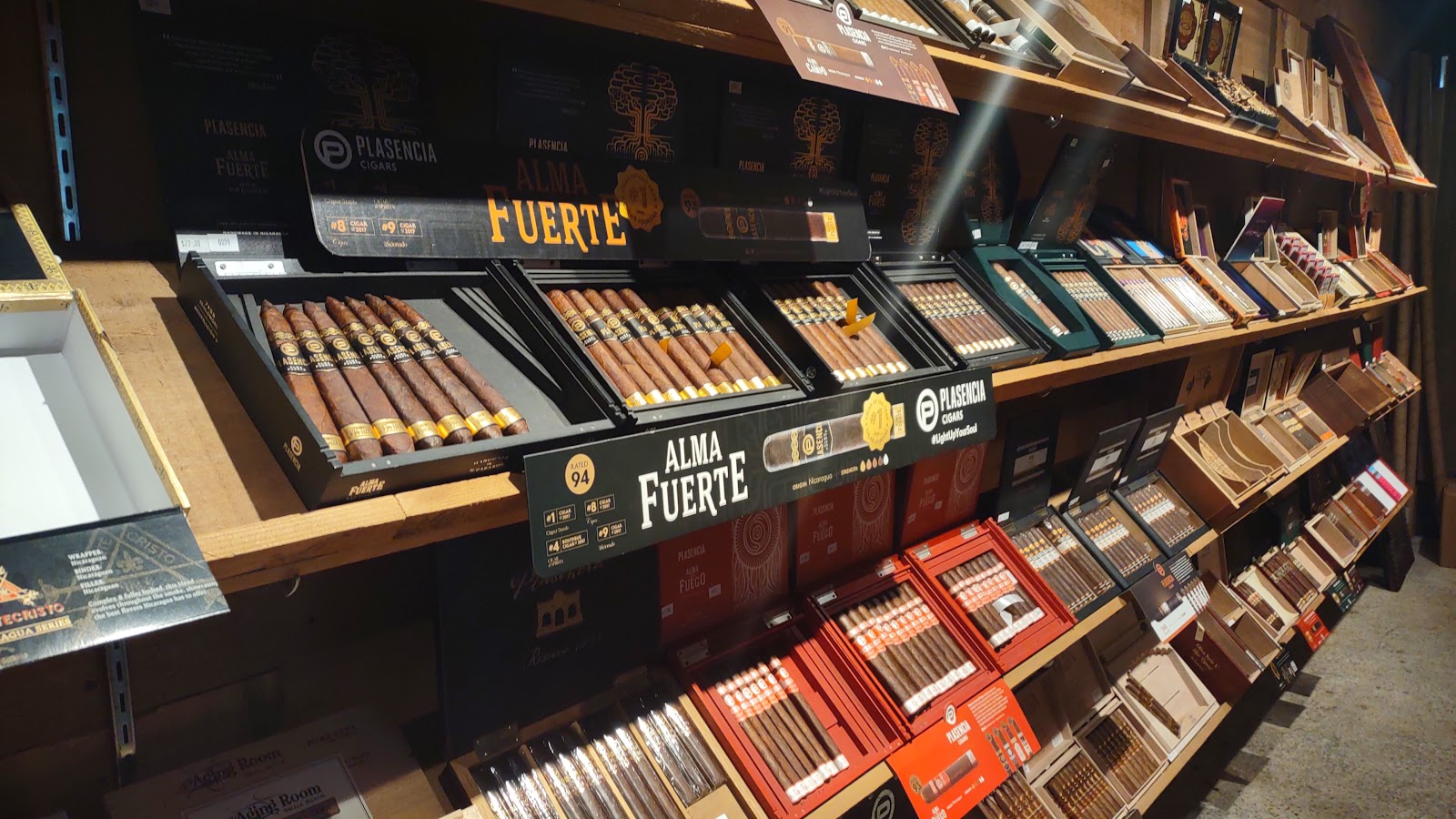 Family Cigar Shop photo 7