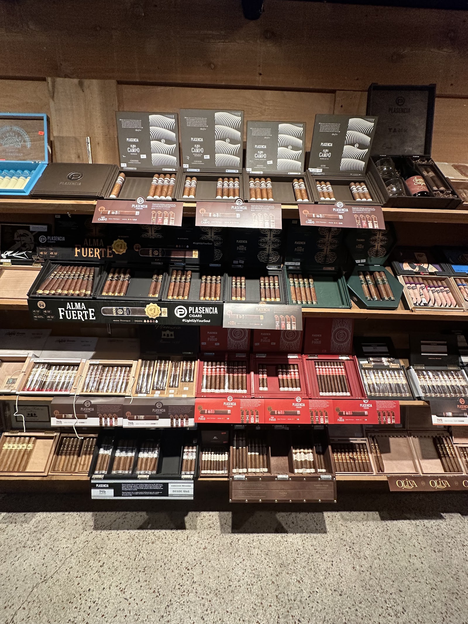 Family Cigar Shop photo 9