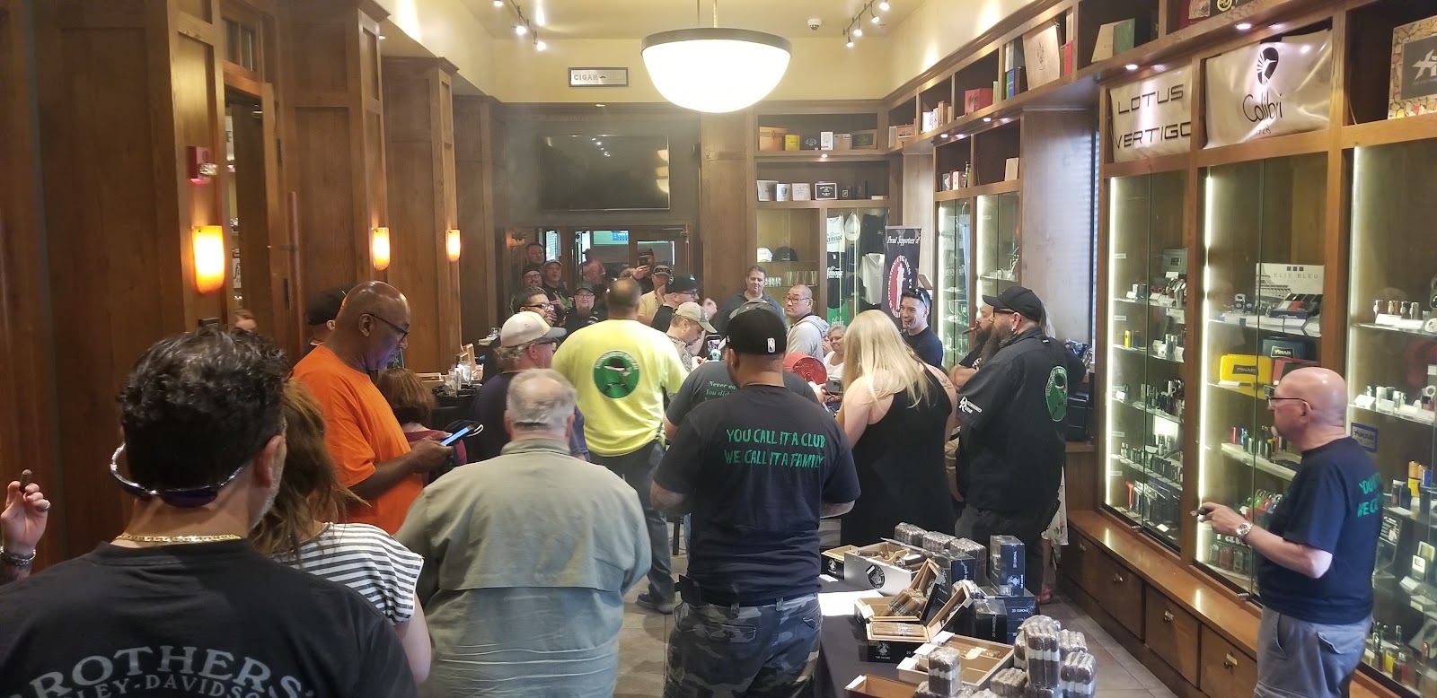 Famous Smoke Shop photo 5