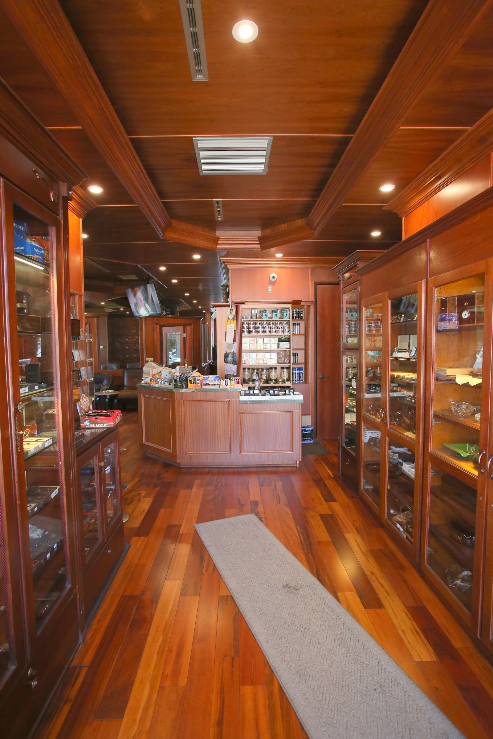 Fat Stogies Cigar Lounge photo 8