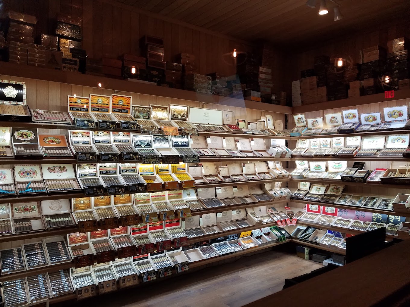 Fedora's Cigar & Wine Bar photo 4