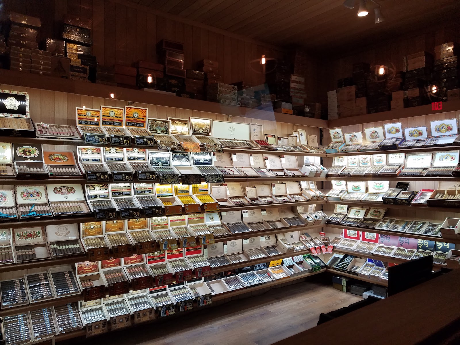 Fedora's Cigar & Wine Bar photo 10