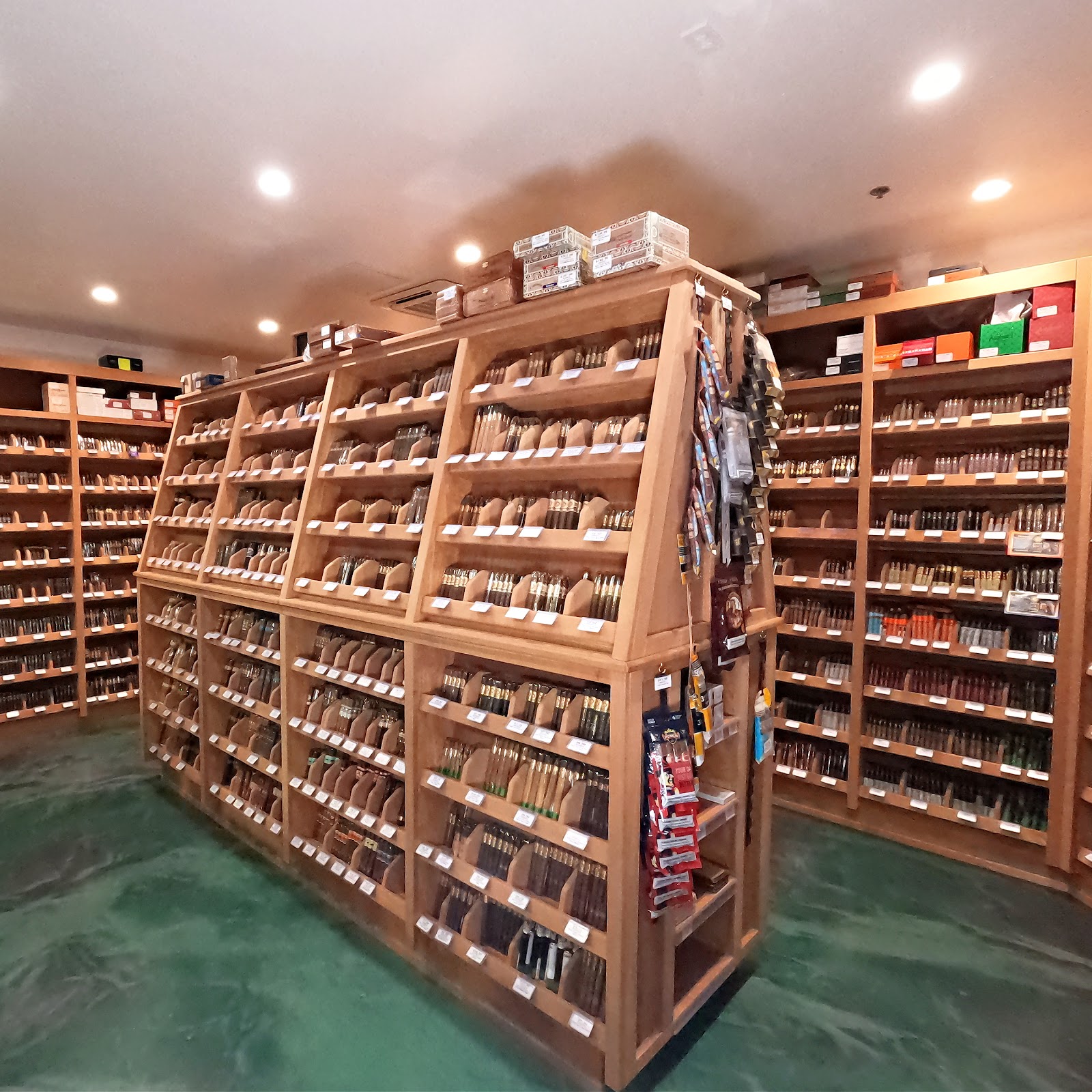 Flagstaff Liquor photo 10