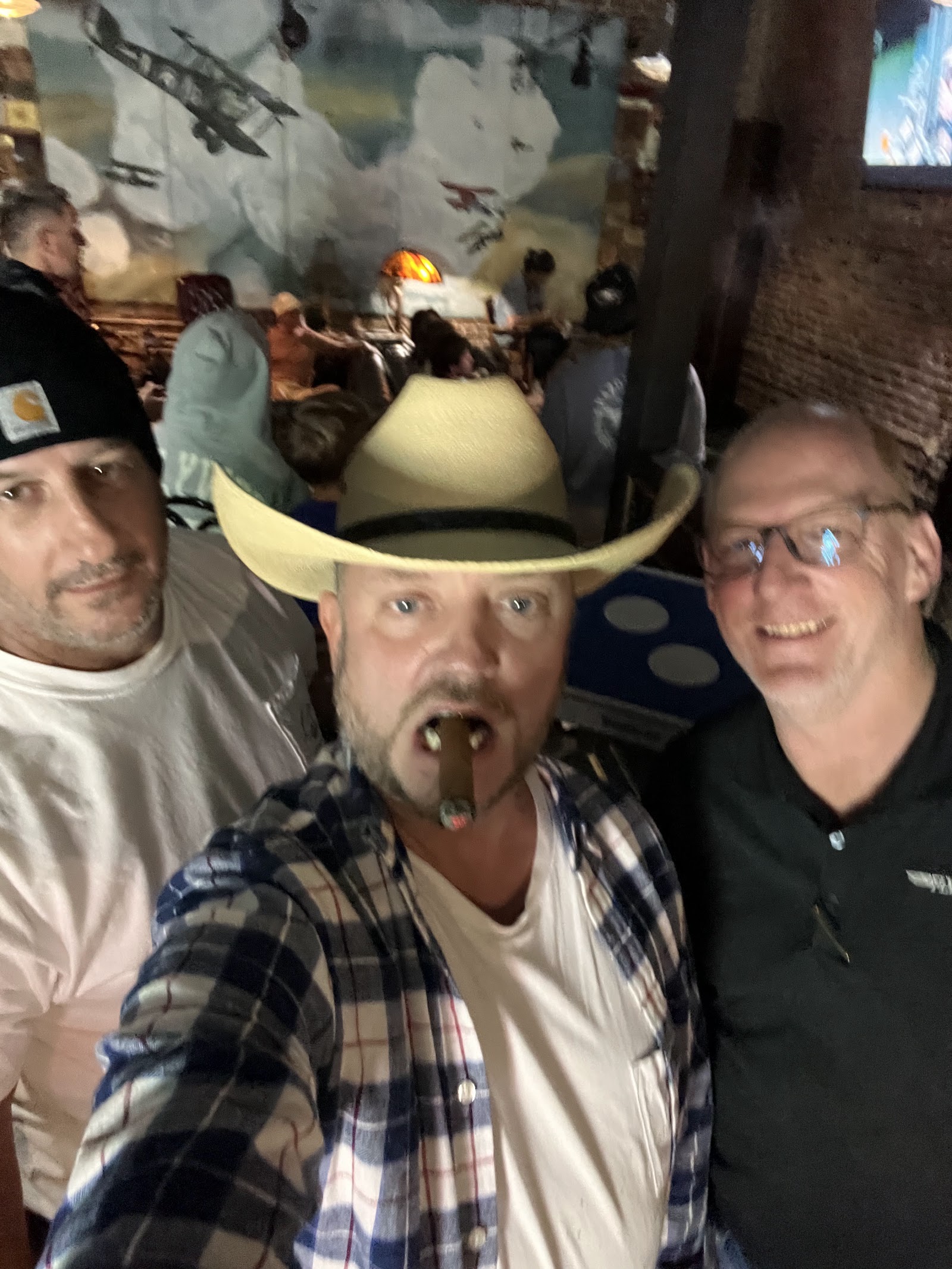 Flyertimer Continental Cigar Lounge photo 4