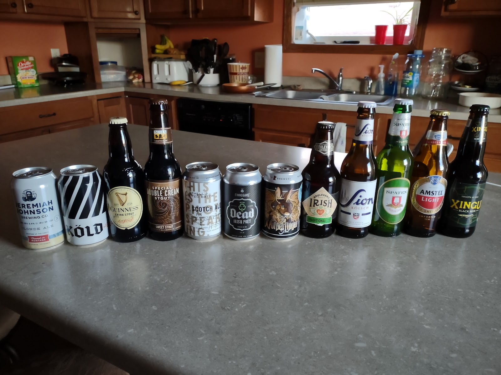 Fogies Liquor Gallery photo 3