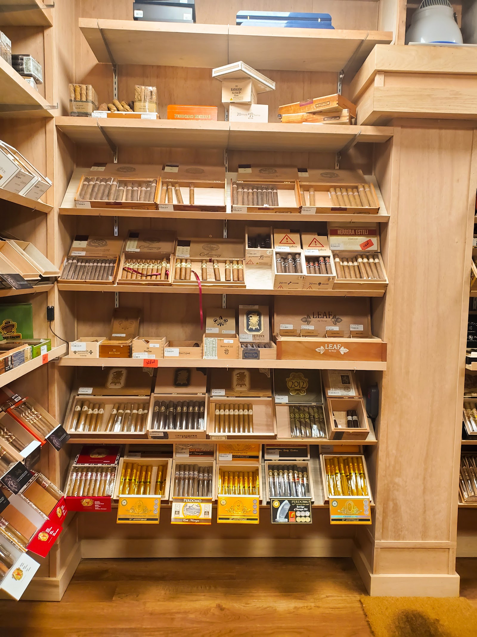 Fort Worth 1849 Cigar Shop photo 9