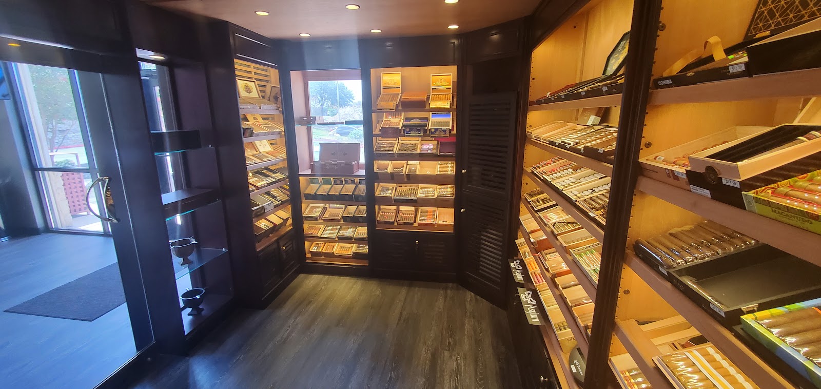 Four9 Cigars photo 3