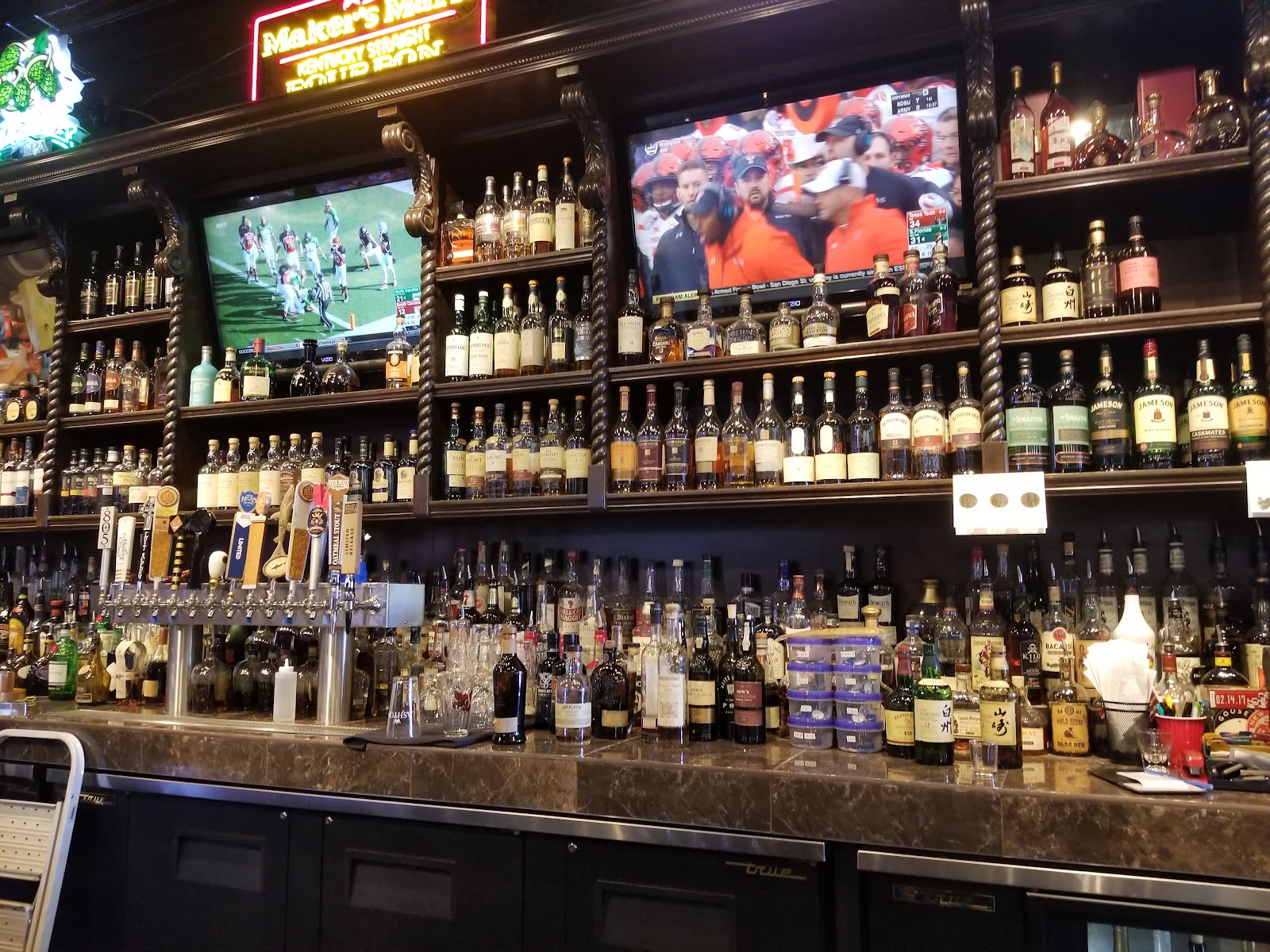 Fox Cigar Bar - Gilbert (HQ) photo 3