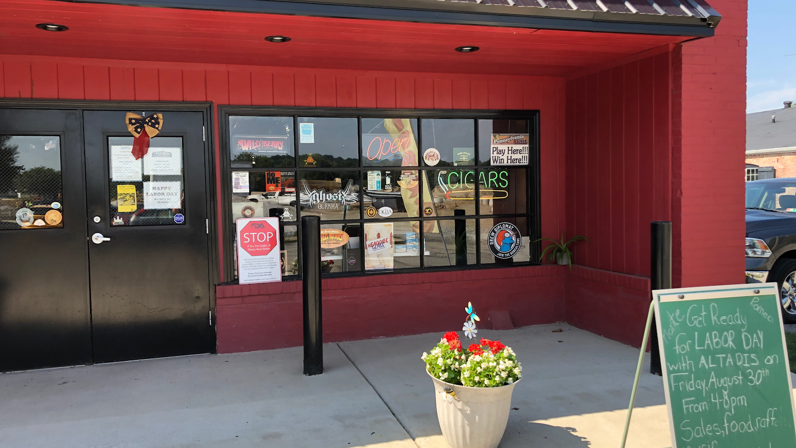 Freedom Cigars & Tobacco