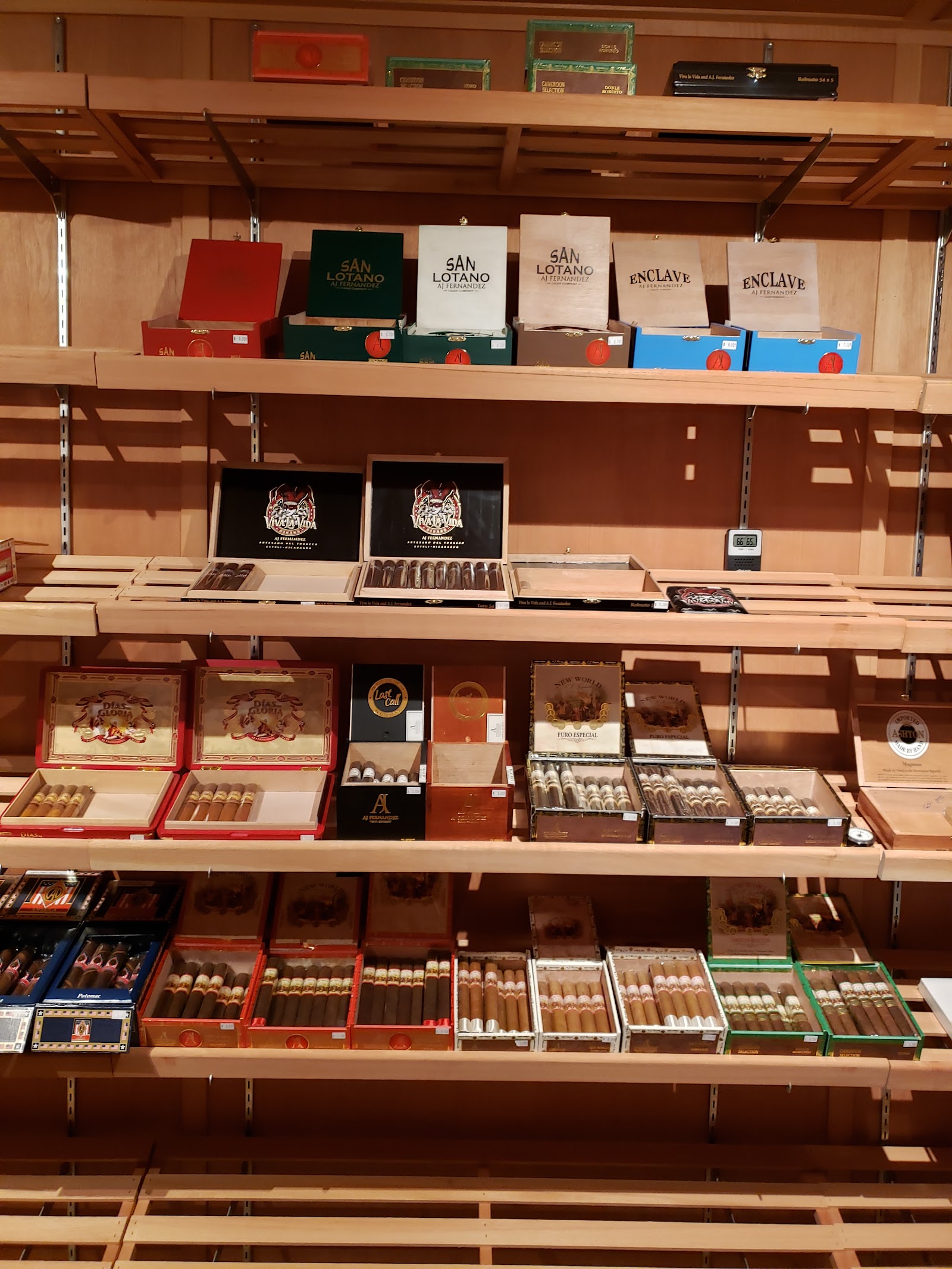 Freedom Cigars & Tobacco photo 7