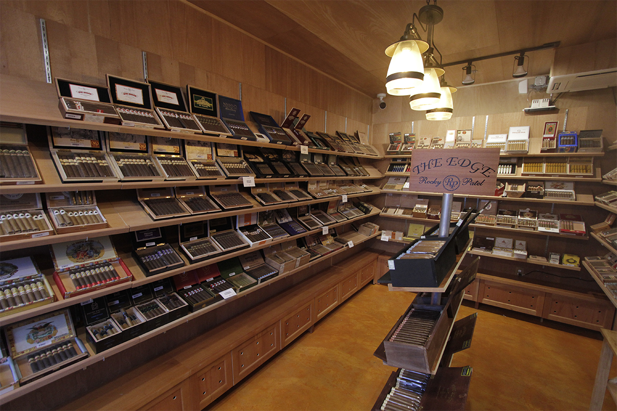 Fuma Cigar Social photo 6