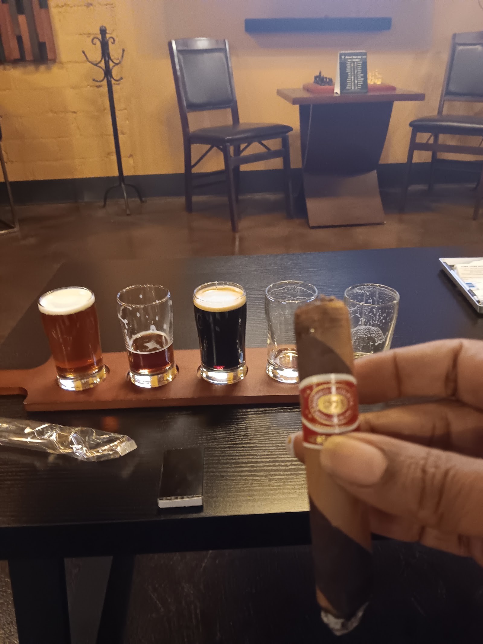 Fuma Cigar Social photo 9