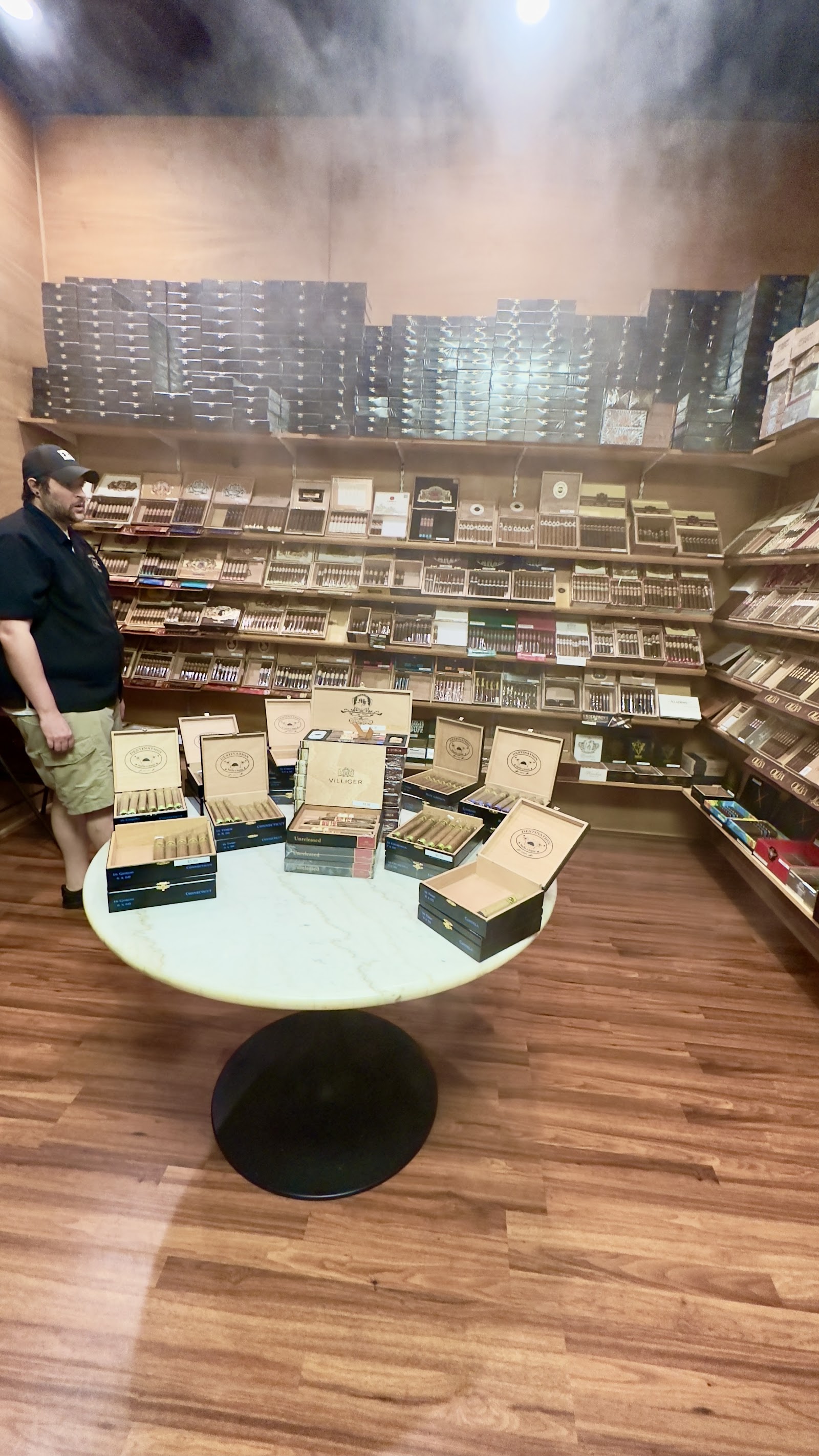 Galveston Island Cigar Lounge photo 3