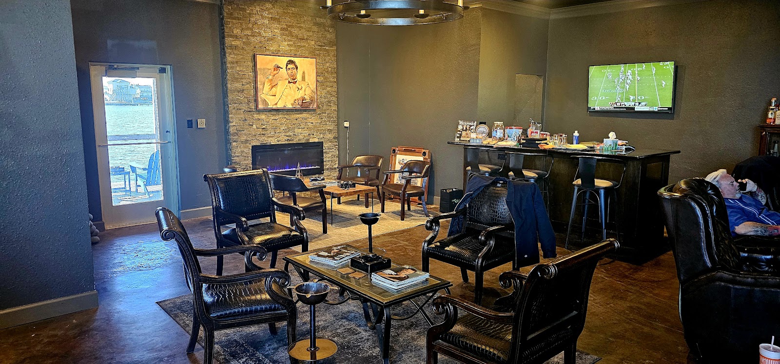 Galveston Island Cigar Lounge photo 7