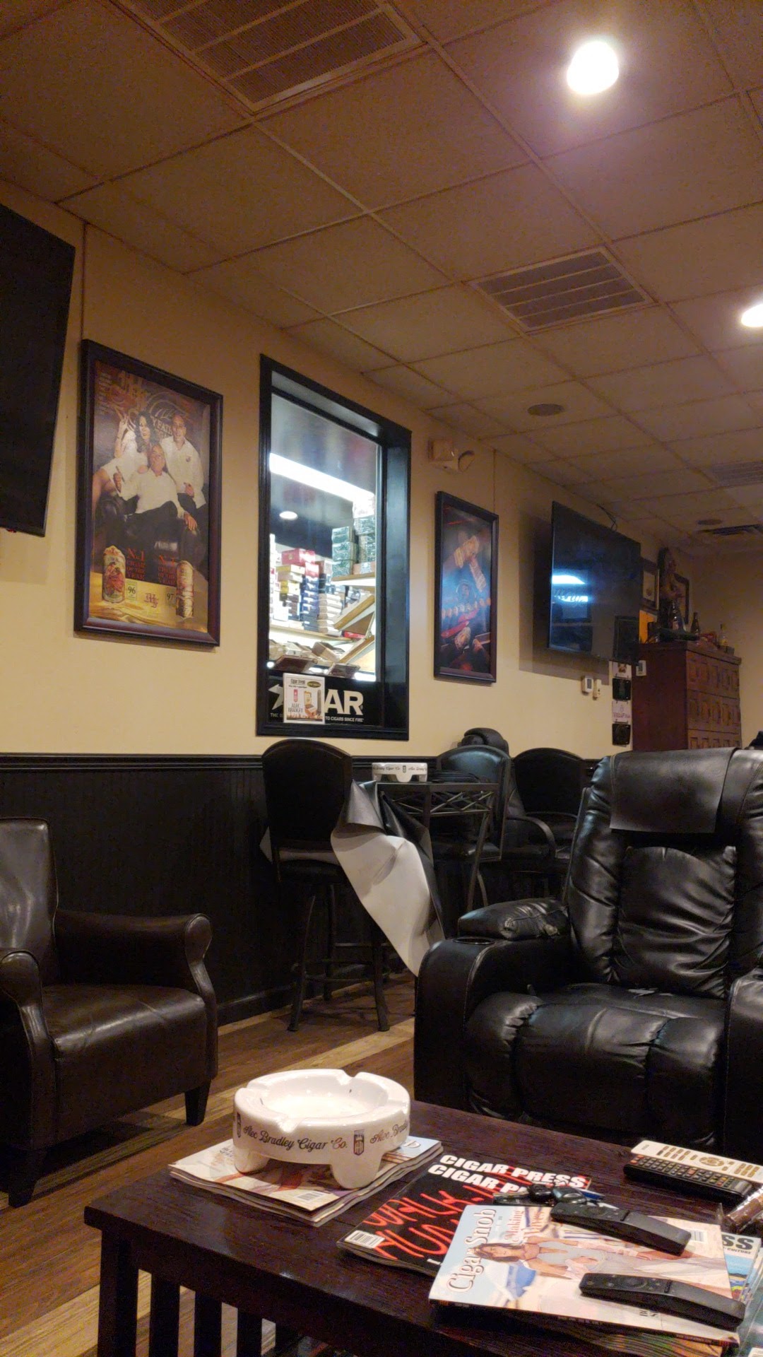 Genuine Tobacco Co photo 10