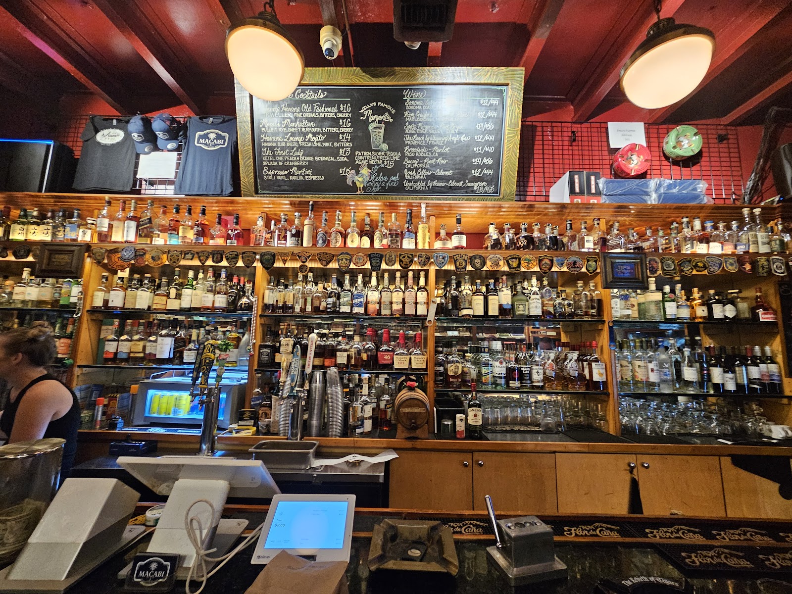 Macabi Cigar Bar photo 5