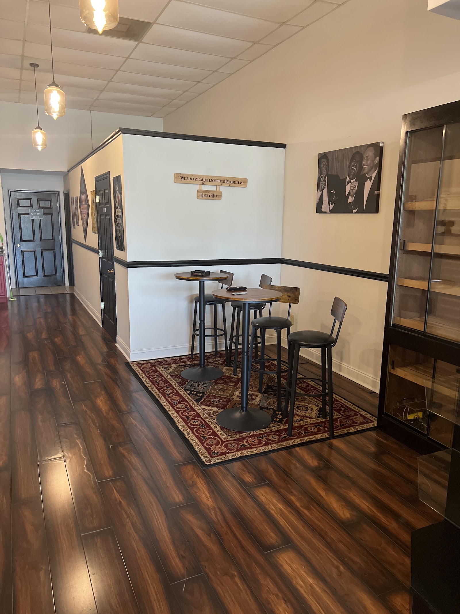 Goodfella’s Cigar Lounge SC photo 8