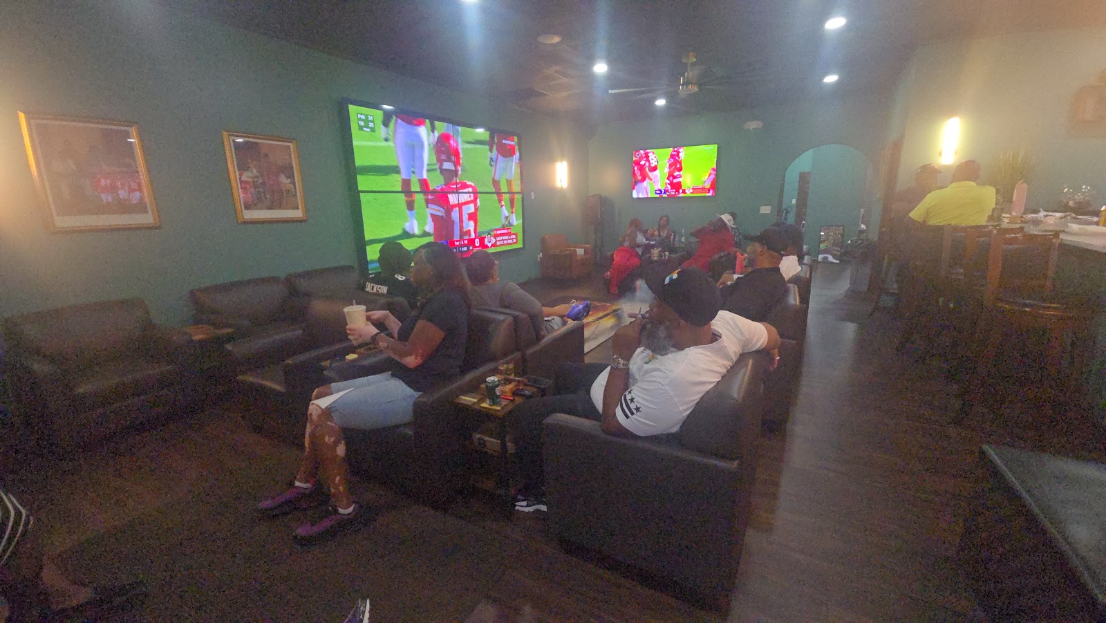 Grand Ash Cigar Lounge photo 2