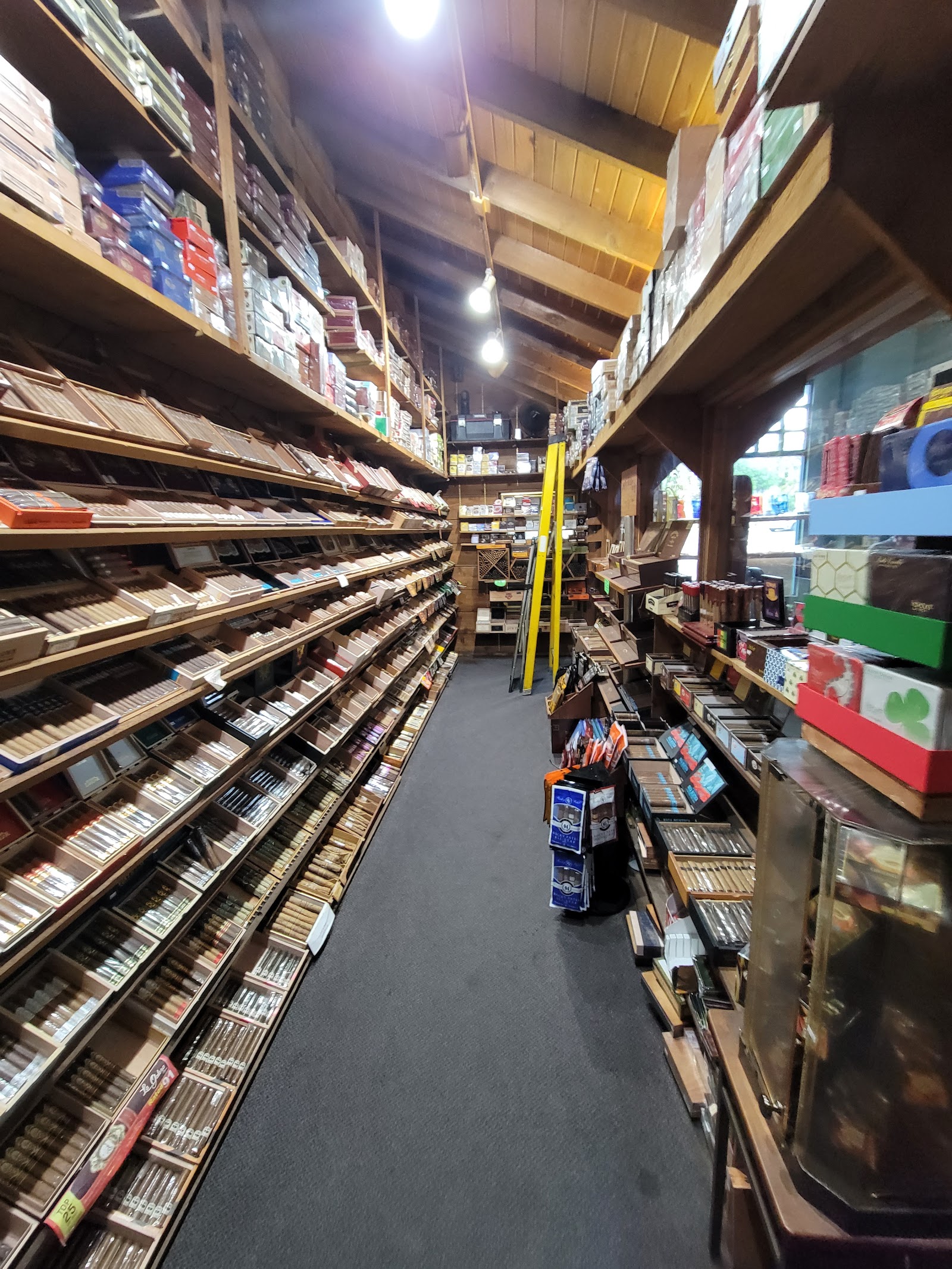 Grapevine Cigar & Tobacco Club photo 2