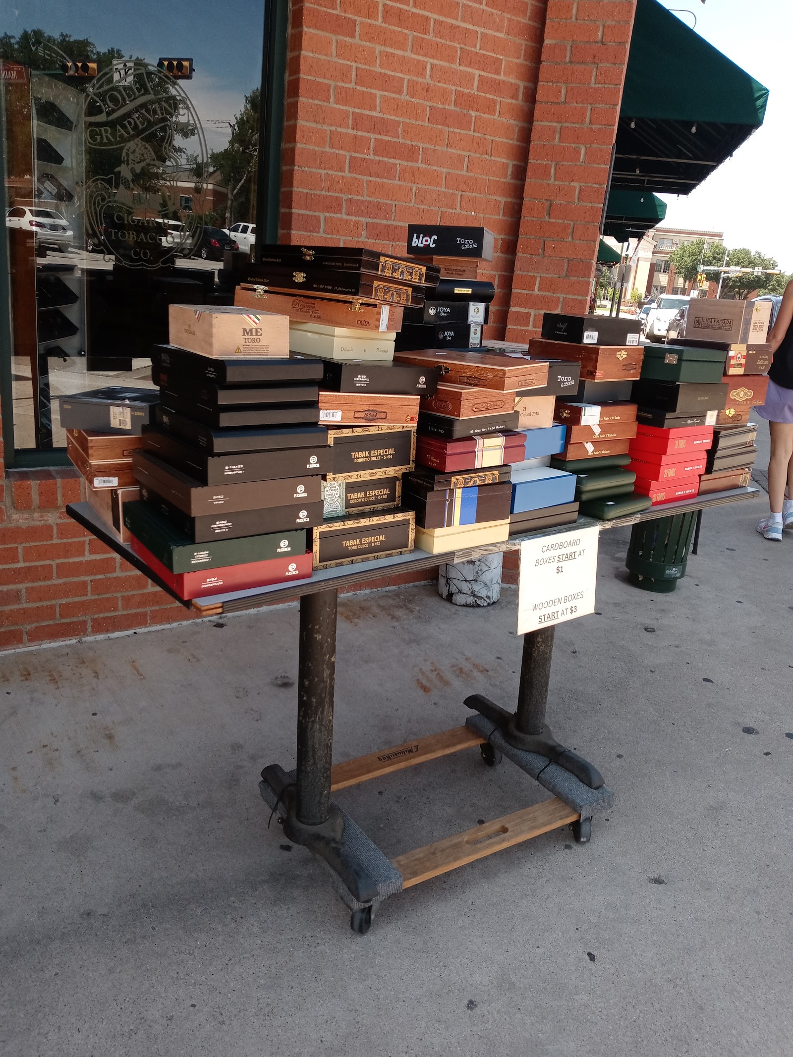 Grapevine Cigar & Tobacco Club photo 3