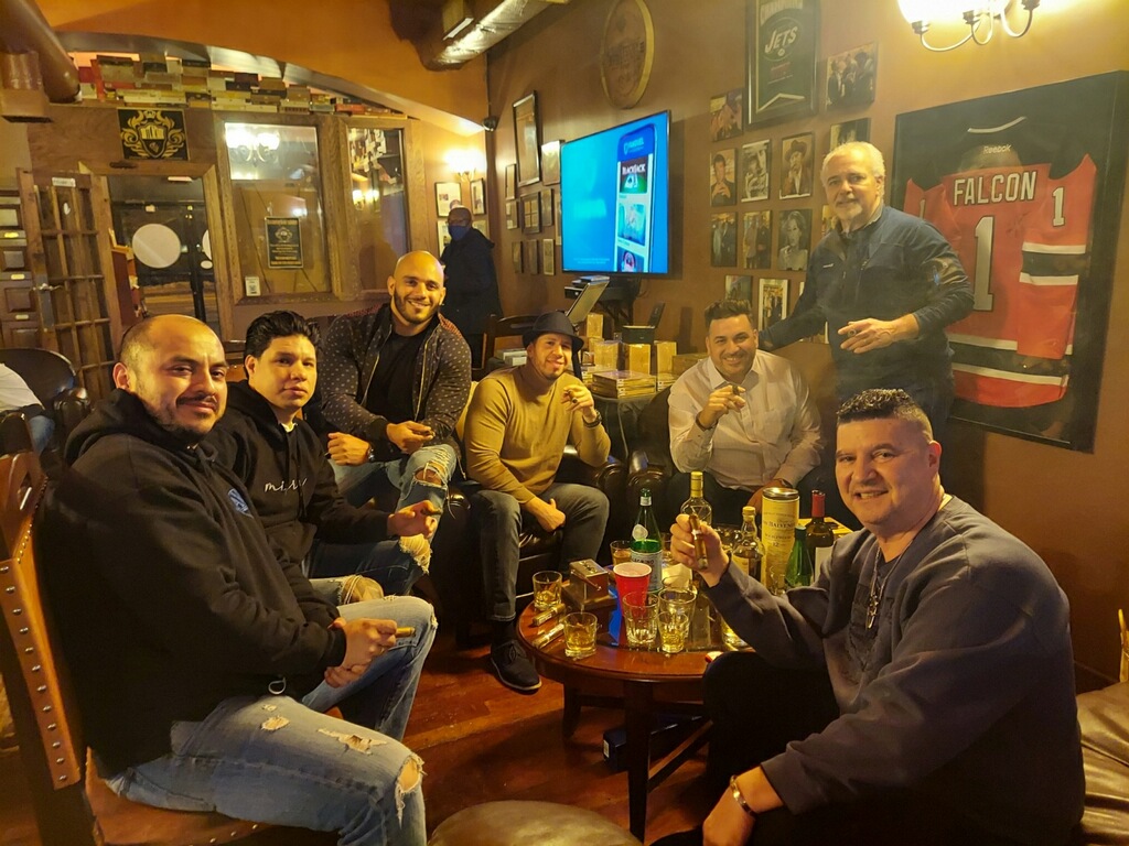 Habana Cigar Club LLC photo 9