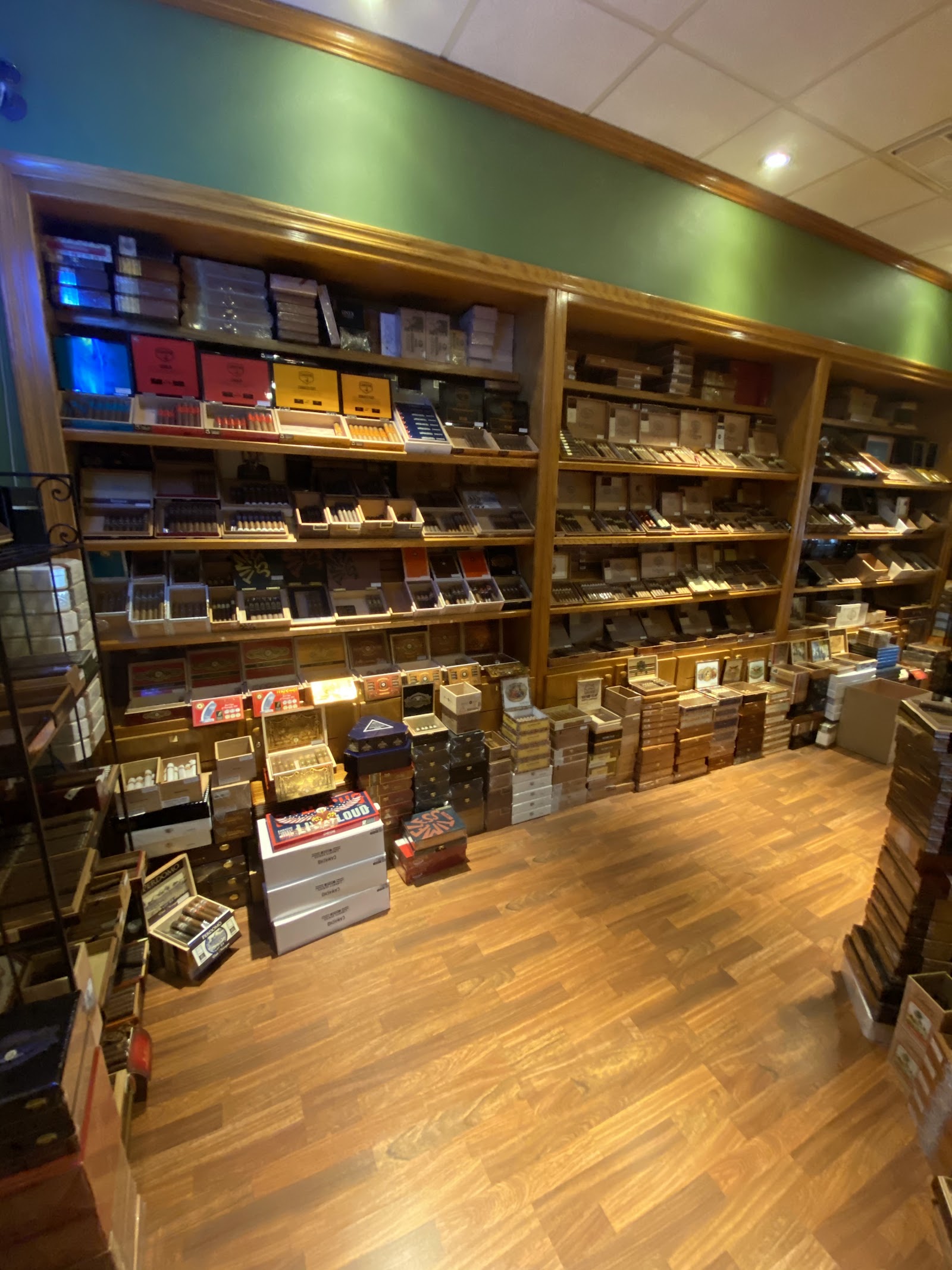 Harbor Cigars photo 8