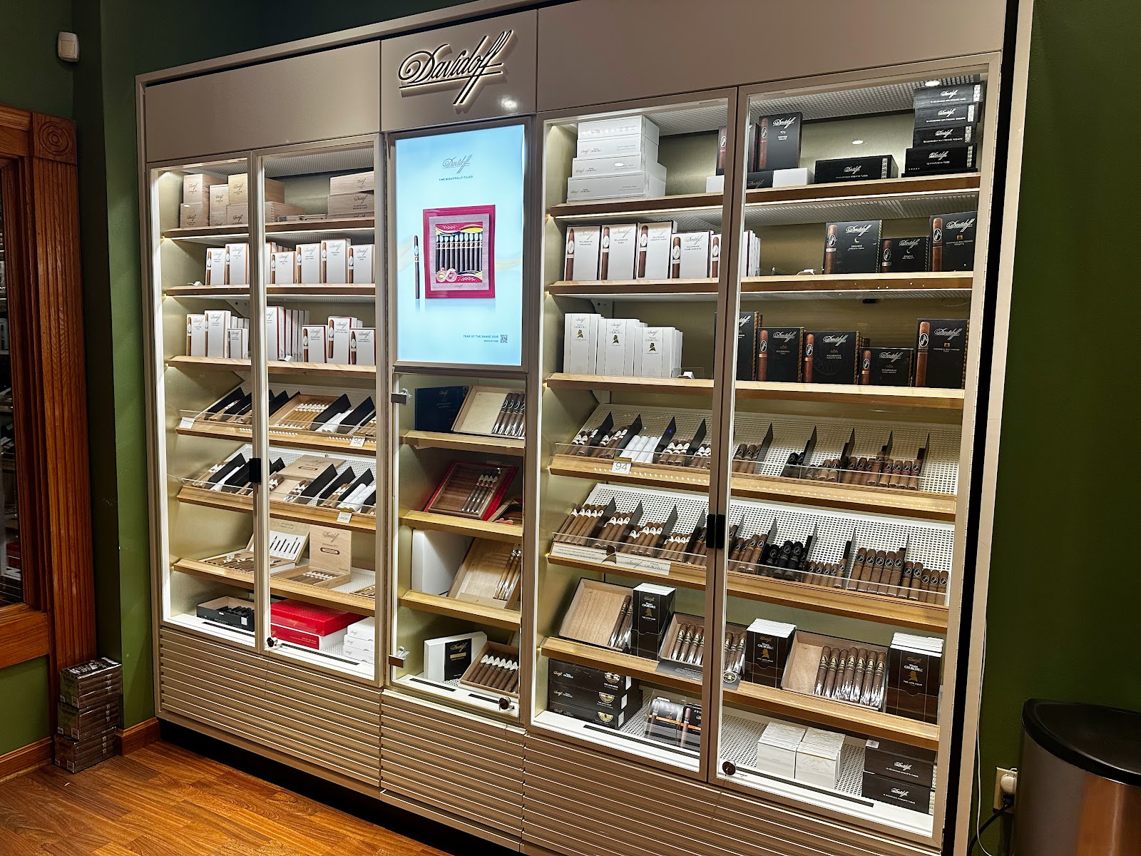 Harbor Cigars photo 10