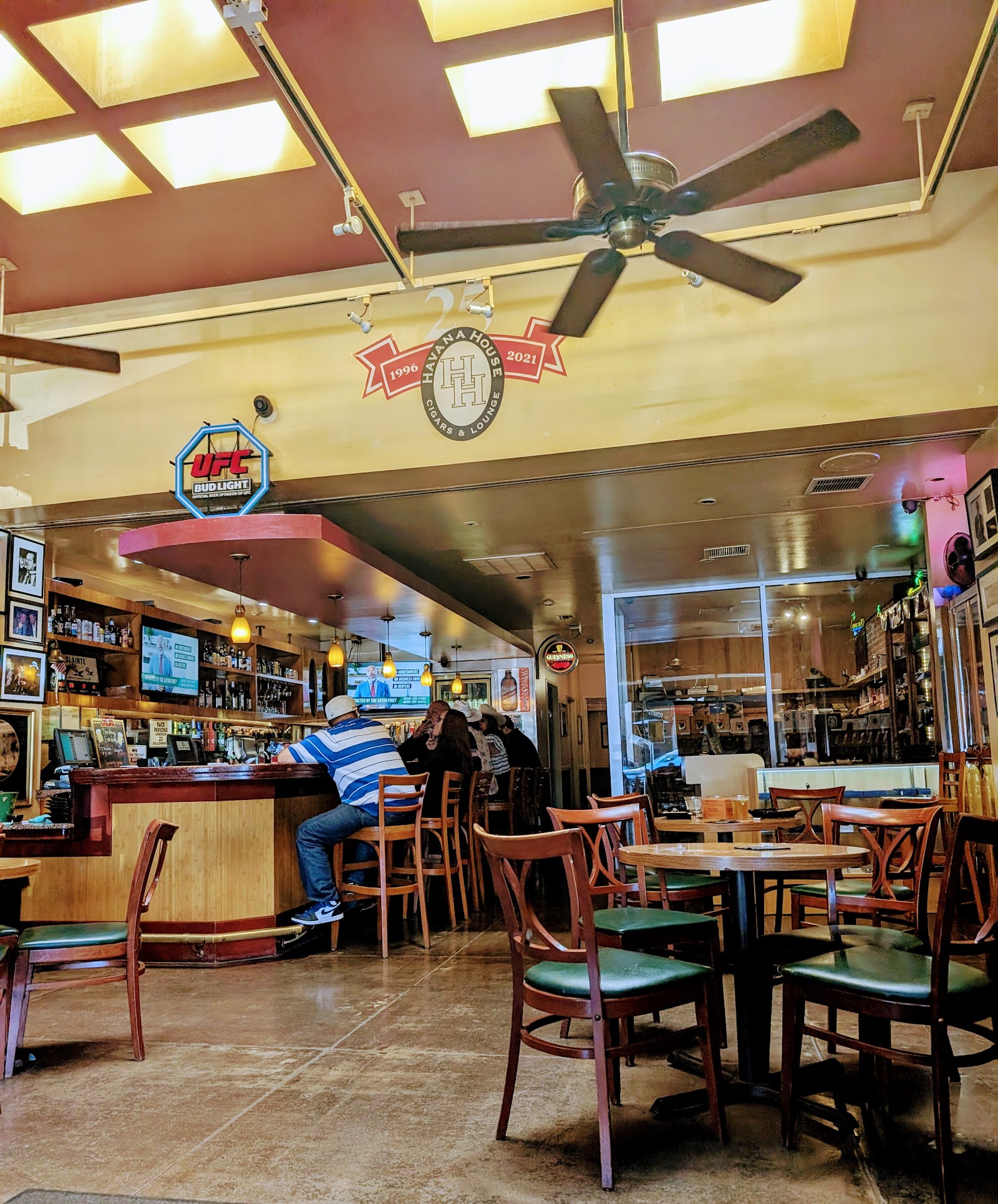 Havana House Cigars & Lounge photo 5