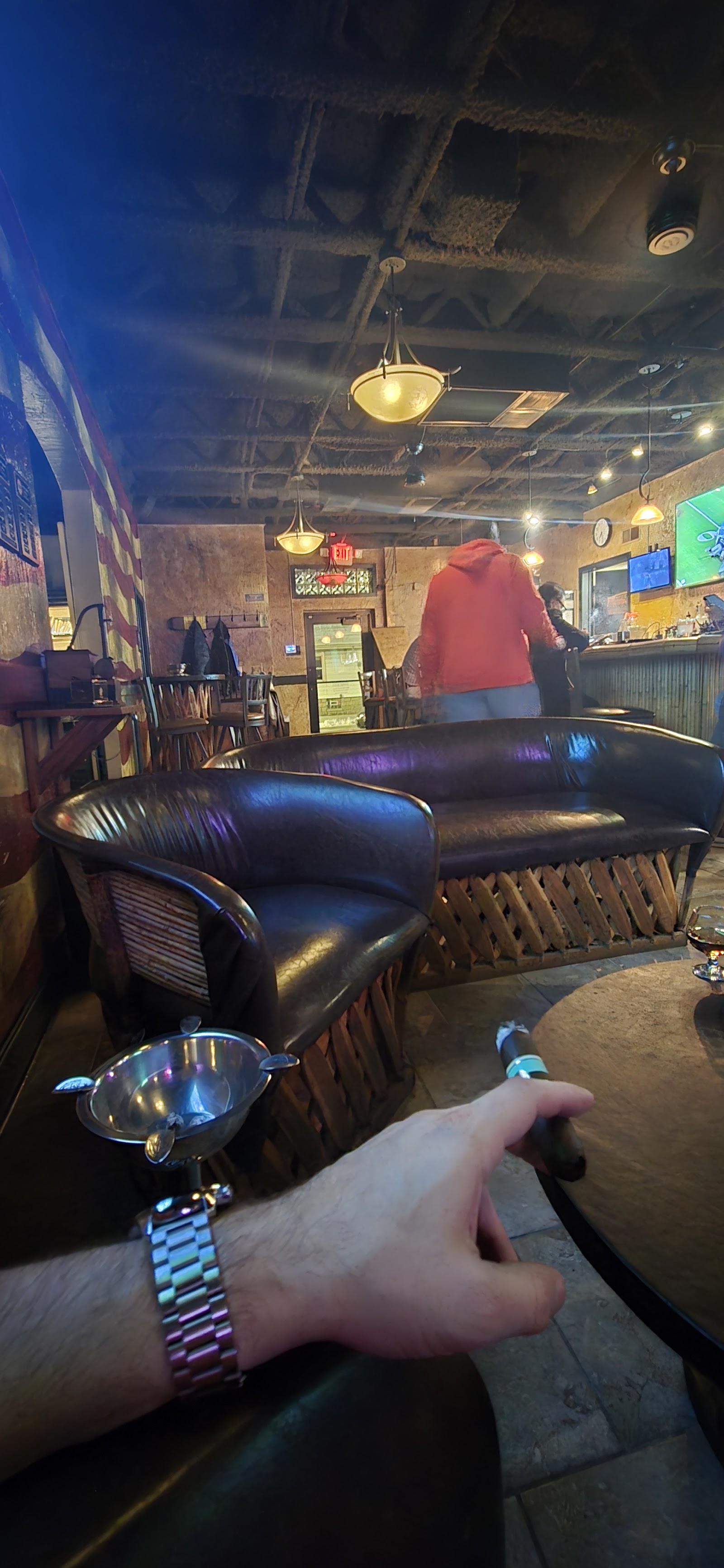 Havana Lounge & Cigar