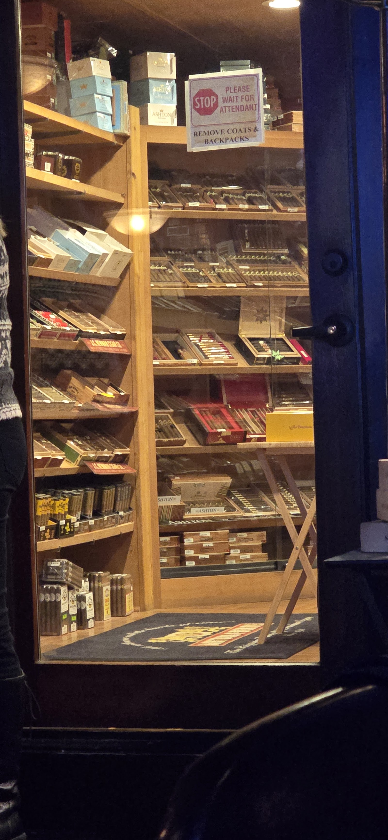 Havana Lounge & Cigar photo 9