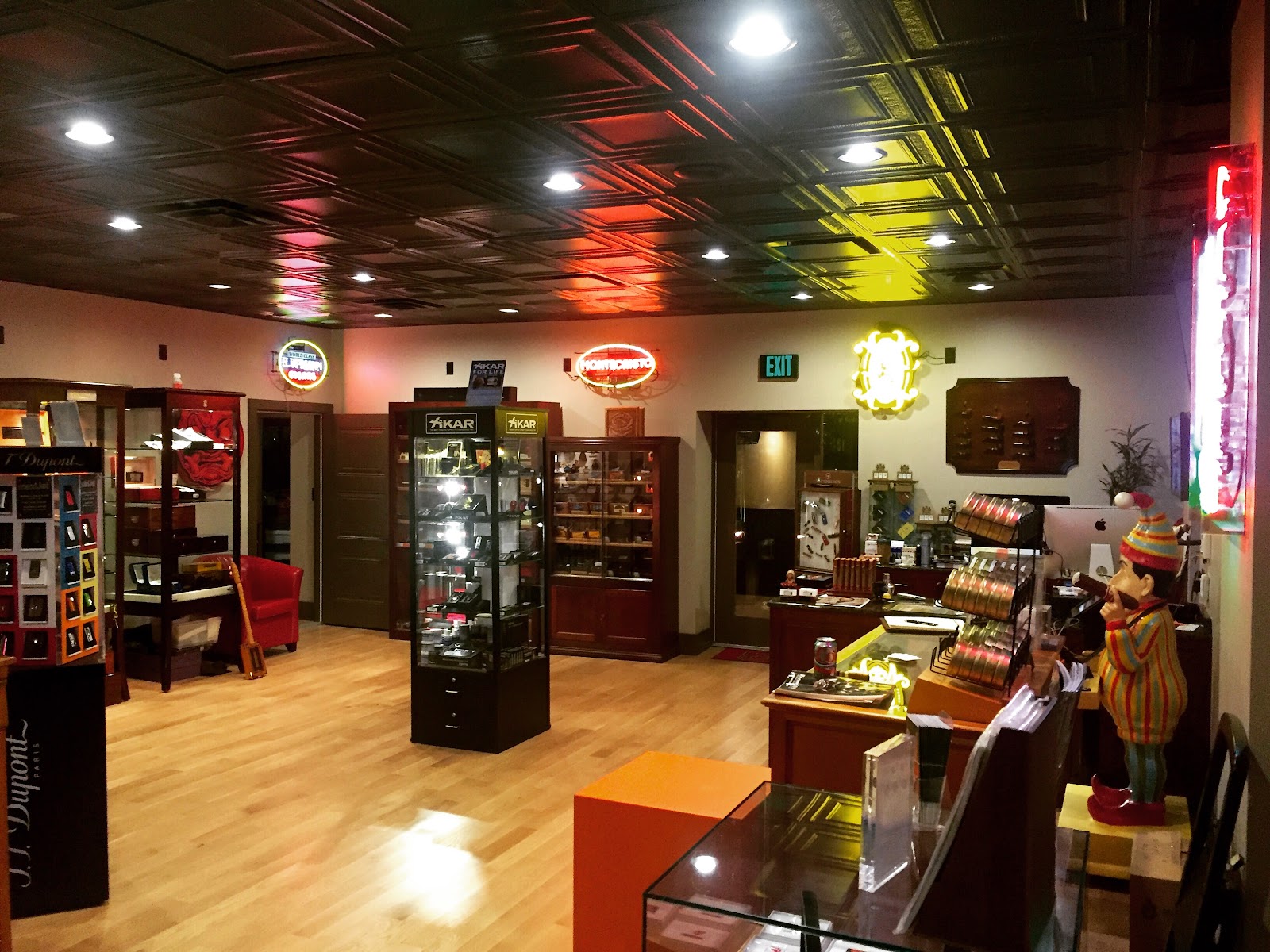 Havana Phil's Cigar Company photo 3