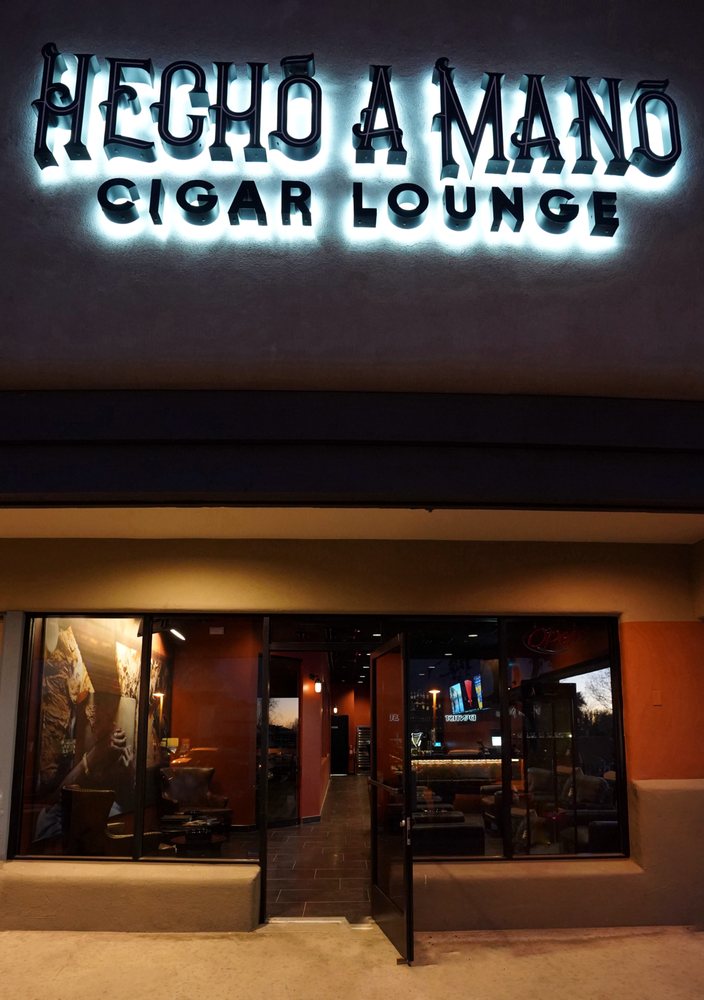 Hecho a Mano Cigar Lounge