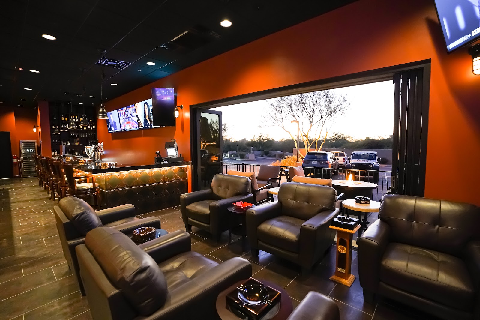 Hecho a Mano Cigar Lounge photo 2
