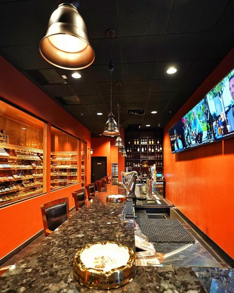 Hecho a Mano Cigar Lounge photo 7